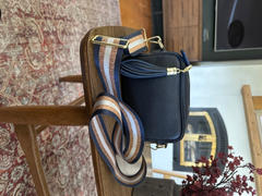 Elie Beaumont London Crossbody Navy (Navy Copper Strap) Review