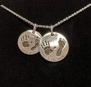 SEVOLY First Steps - 2 Charms Geschwisterkette mit 3D Abdrücke Review