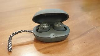 Furper.com Bang & Olufsen Beoplay E8 Premium Truly Wireless Bluetooth Earphones Review