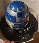CAKESBURG Star Wars R2D2 Cake Review