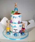 CAKESBURG Peter Rabbit Christening Cake Review