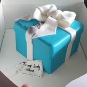 CAKESBURG Blue Gift Box Cake Review