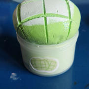 Momo Slimes Melon Pan DIY Slime Kit Review