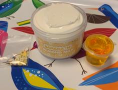 Momo Slimes Banana 'N' Almond Milk Slime Review