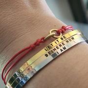 MantraBand Red Thread of Friendship Bracelet Review