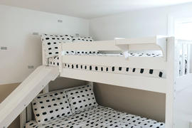 Maxtrix Kids Queen over Queen + Twin XL High Corner Loft Bunk Bed with Ladders Review