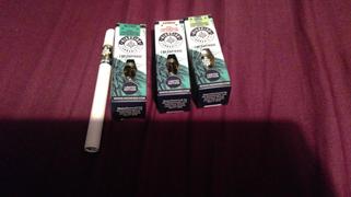 HighKind Cannabis Co CBD Vape Pen Kit - Limited Edition - Gorilla Glue - Cannabis-Derived Terpenes Review
