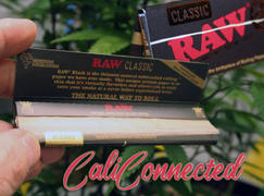 CaliConnected Raw® Classic Black King Slim Rolling Papers Review