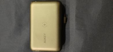 allmytech.pk Aukey 20W 10000mAH PD Wireless Charging w Kickstand Powerbank Portable Charger for iPhone 12 11 Samsung - Black - PB-WL01S Review
