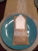 tableclothsfactory.com 10 Pack | 4x8 Natural Burlap/Lace Single Set Silverware Holder Pouch Review