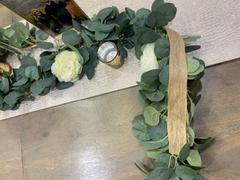 tableclothsfactory.com 42 Frosted Green Artificial Eucalyptus Leaves Garland With Ranunculus Flowers Review