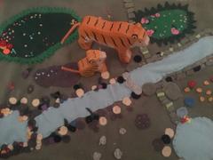 Rockaway Toys Holztiger Tiger, Standing Review