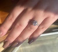 Kobelli Cushion Moissanite och Natural Diamond Halo Ring Review