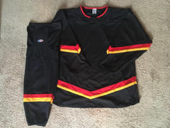 PSH Sports Athletic Knit (AK) HS2100-894 2021 Calgary Flames Reverse Retro Black Mesh Cut & Sew Ice Hockey Socks Review