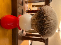 West Coast Shaving WCS Two-Tone Tall Silvertip Shaving Brush, Red & White Review