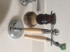 West Coast Shaving WCS Stand 307, Faux Ivory Review