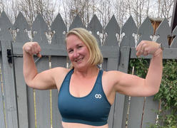 Just Strong Turquoise Motion Sports Bra Review