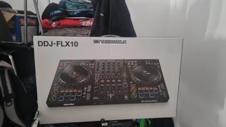 DJ TechTools Pioneer DJ DDJ-FLX10 DJ Controller Review