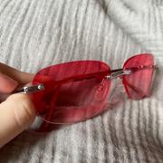 Los Angeles Apparel SGLOLITA - Lolita Red Heart Decal Sunglasses Review
