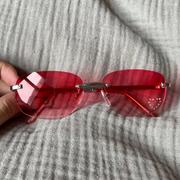 Los Angeles Apparel SGLOLITA - Lolita Red Heart Decal Sunglasses Review
