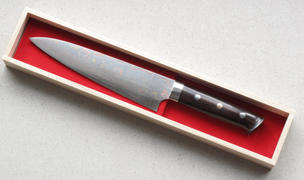JapaneseChefsKnife.Com Master Saji Rainbow Damascus Series Gyuto (180mm to 270mm, 4 Sizes, Ironwood Handle) Review