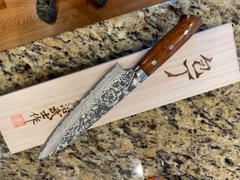 JapaneseChefsKnife.Com Takeshi Saji R-2 Custom Black Damascus Wild Series Gyuto (180mm to 270mm, 4 sizes, Ironwood Handle) Review
