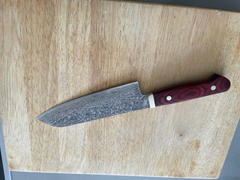 JapaneseChefsKnife.Com Mr. Itou R-2 Custom Damascus Santoku 170mm (6.6 inch, Red Pakka Wood Handle, IT-603) Review