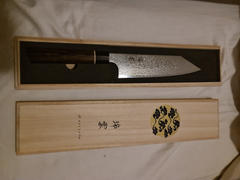 JapaneseChefsKnife.Com Kanetsugu Zuiun Series R-2 Damascus KZD-2 Bunka (Kiritsuke) 180mm (7 Inch) Review