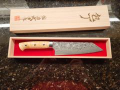 JapaneseChefsKnife.Com Takeshi Saji SUMMIT ― Limited Edition Custom Series SMT-481 R-2 Custom Damascus Bunka 175mm (6.8 Inch) Review