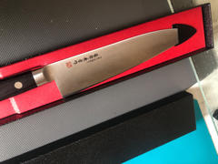 JapaneseChefsKnife.Com Fujiwara Kanefusa FKM Series Gyuto (150mm to 300mm, 6 sizes, Black Pakka Wood Handle)) Review