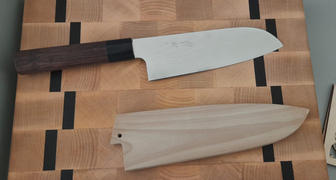 JapaneseChefsKnife.Com Magnolia Wooden Saya for Santoku Review