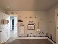 Loog Guitars Loog Wall Hanger Review