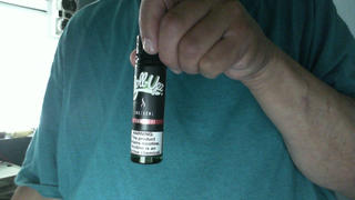 Vape Society Supply Strawberry by Juice Roll Upz 60ml Review