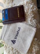 TREEHUT USA Brown Card and ID Sleeve Review