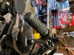 Lowbrow Customs Single Cable Cast Whiskey Throttle - Black - 1 inch Review