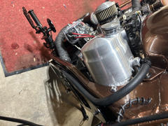 Lowbrow Customs 4 quart Traditional Chopper Oil Tank for Harley-Davidson Choppers Review