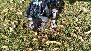 USA Gundam Store B526 Mr Hobby Mr. Finishing Surfacer 1500 Black (170ml) Spray Review