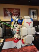 USA Gundam Store MG 1/100 RX-78GP02A Gundam Physalis Review