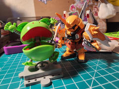 USA Gundam Store Gundam Build Divers HaroPla #12 Haro Basic Green Model Kit Review