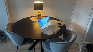 HomeLiving.nl QUVIO Eettafel Sofia – Rond – Ø120 – Stalen kruispoot – FSC®-gecertificeerd mangohout – Zwart Review