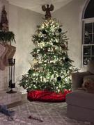 Riverbend Home 60 Plush Red Velvet Tree Skirt with 6 Border and Tie Closure Review