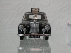 Oxford Diecast Oxford Diecast Northumberland County Constab. MGZA Magnette - 1:43 Sca Review