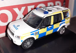 Oxford Diecast Oxford Diecast West Midlands Police Land Rover Discovery 4 Review