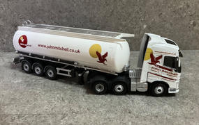Oxford Diecast Oxford Diecast John Mitchell Volvo FH4 Cylindrical Tanker 1:76 Scale Review