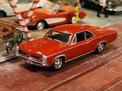 Oxford Diecast Model of the Montero Red Pontiac GTO 1966 by Oxford at 1:87 scale. Review
