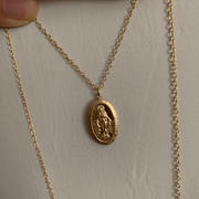 Vedern Oval Gold Filled Virgin Mary Necklace Review