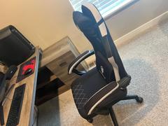 DOWINX GAMING CHAIR ERGONOMIC SERIES 6650F-Beige Review