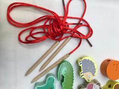 United States Montessori Wooden Stringing Animals, Fruits and Vegetables Review