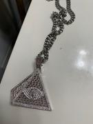 The GUU Shop Baguette Pyramid Pendant White Gold Review