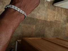 The GUU Shop 8mm Iced Square Baguette Tennis Bracelet Review